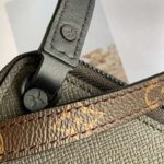 Louis Vuitton LV Unisex Phone Box Taiga Embossed Cowhide Leather – Bild 11