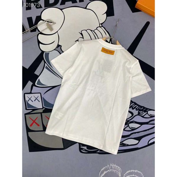 Louis Vuitton Men LV Pendant Embroidery T-Shirt Cotton White Loose Fit (6)