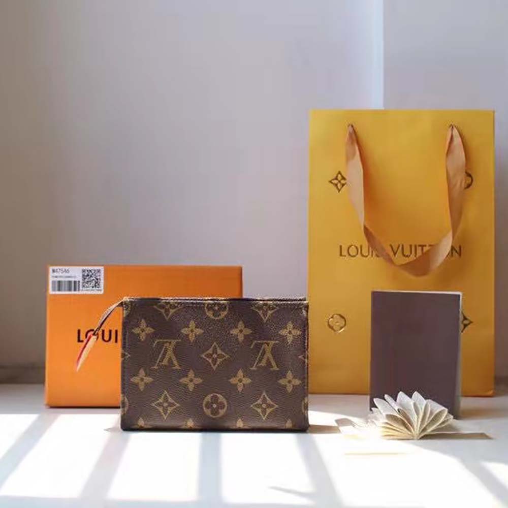 Louis Vuitton, Bags, Louis Vuitton 3937 Brown Monogram Canvas Toiletry 15  Pouch