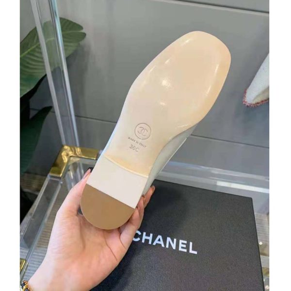 Chanel Women Loafers Lambskin Ivory 1.5 cm Heel (11)