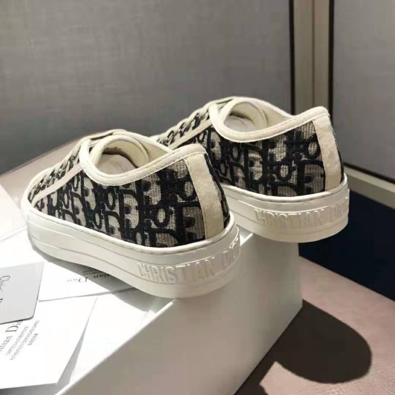 Dior Women Walk'n'Dior Sneaker Blue Dior Oblique Embroidered Cotton LULUX