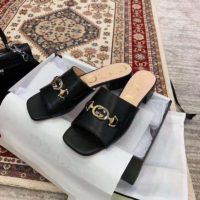 Gucci Women Zumi Leather Slide Sandal Interlocking G Horsebit Black Leather 2.5 cm Heel Height