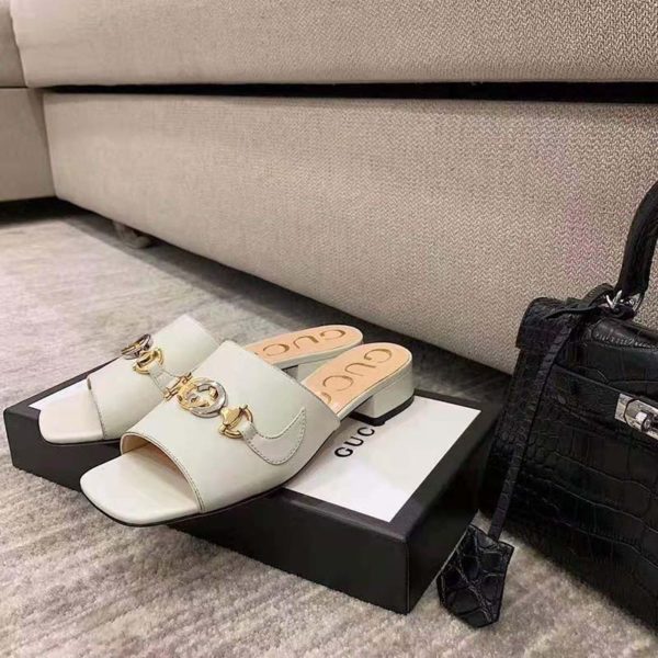 Gucci Women Zumi Leather Slide Sandal Interlocking G Horsebit White Leather 2.5 cm Heel Height (3)