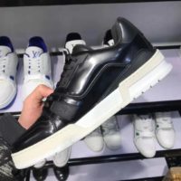 Louis Vuitton LV Men LV Trainer Sneaker Glazed Calf Leather Rubber-Black