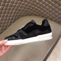 Louis Vuitton LV Men LV Trainer Sneaker Monogram Eclipse Monogram Reverse Canvas