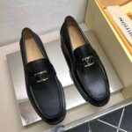 Louis Vuitton Men Major Loafer Grained Calf Leather Wool Lining-Black - Image 4