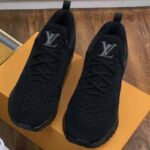 Louis Vuitton Unisex V.N.R (Vuitton New Runner) Sneaker Technical Knit-Black – Bild 2