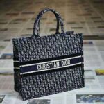 Dior Women Dior Book Tote Blue Dior Oblique Embroidery - Bild 2