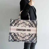 Dior Women Dior Book Tote Multicolor Tie & Dior Embroidery