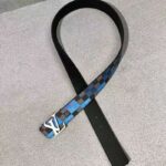 Louis Vuitton Unisex LV Initiales 40 mm Reversible Belt Damier Graphite Canvas Calf-Blue – Bild 3