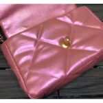 Chanel Women 19 Flap Bag Lambskin Gold Silver-Tone & Ruthenium-Finish Metal Coral – Bild 9