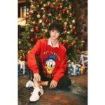 Gucci Men Disney x Gucci Donald Duck Sweatshirt Cotton Crewneck Oversized Fit-Red - Image 11
