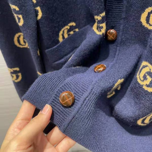 Gucci Men Double G Jacquard Wool Cardigan Front Pockets Blue and Beige (8)
