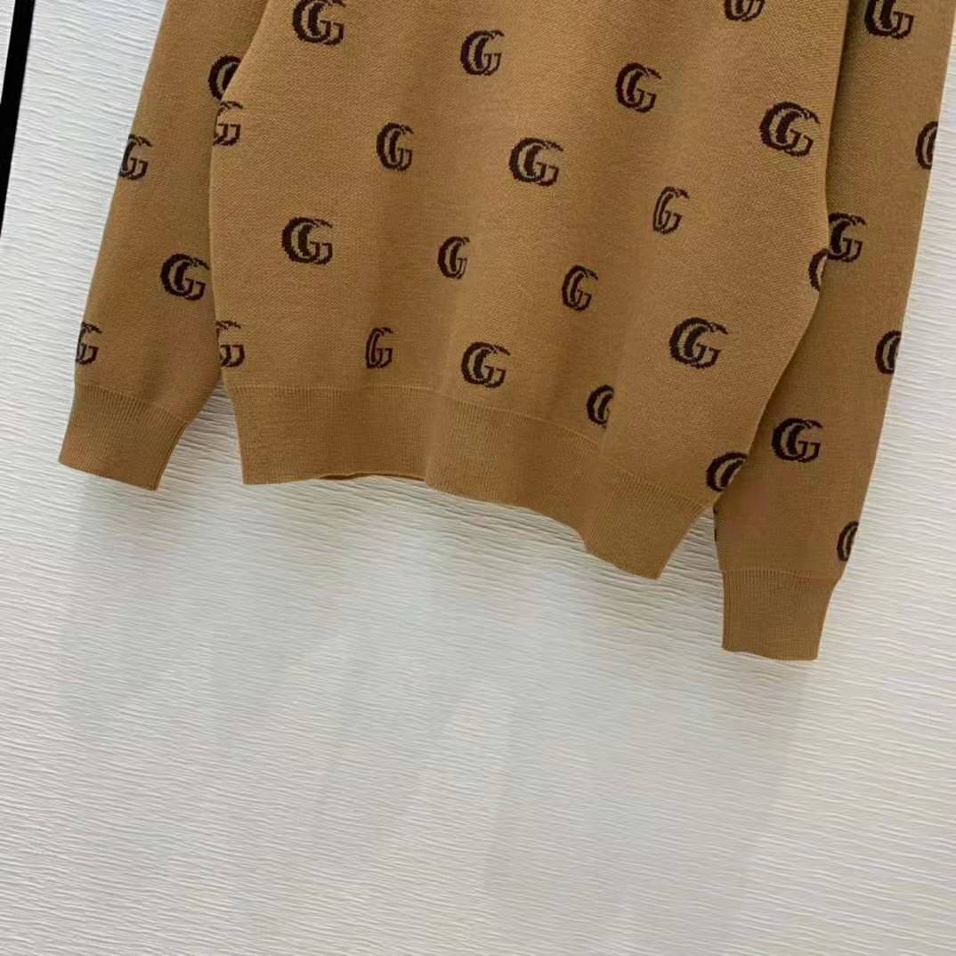 gucci v neck