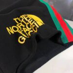 Gucci Men The North Face x Gucci Web Print Cotton Shorts Green Red Web-Black – Bild 6