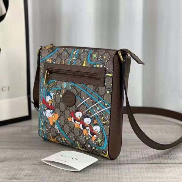 Gucci Unisex Disney x Gucci Donald Duck Messenger Bag Beige GG Supreme