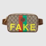 Sac ceinture unisexe Gucci imprimé « Fake/Not » beige et ébène GG Supreme en toile