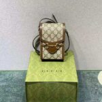 Gucci Unisex Horsebit 1955 Mini Bag Beige and Ebony GG Supreme Canvas - Image 3