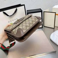 Gucci Unisex Neo Vintage Small Messenger Bag Beige/Ebony GG Supreme Canvas