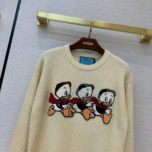 Gucci Women Disney x Gucci Donald Duck Cotton Wool Sweater Crewneck-White (14)