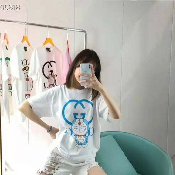 Gucci Women Doraemon x Gucci Oversize T-Shirt Ivory Cotton Jersey Crewneck-Blue (7)