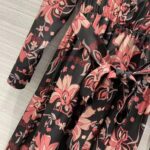 Gucci Women Floral Print Viscose Dress Black Viscose with Pink Floral Print - immagine 7