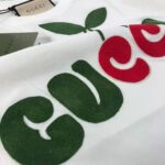 Gucci Women Gucci Cherry Print Cotton T-Shirt Jersey Crewneck Cropped Fit-White - Image 5
