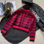 Gucci Women Houndstooth Wool Cropped Cardigan Crew Neck Red and Black - Imagen 3