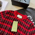 Gucci Women Houndstooth Wool Cropped Sweater Crew Neck Cropped Shape Red and Black - Image 6
