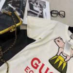 Gucci Men Piglet Patch Oversize T-Shirt Cotton Jersey Crewneck Oversize Fit-White - Imagen 7