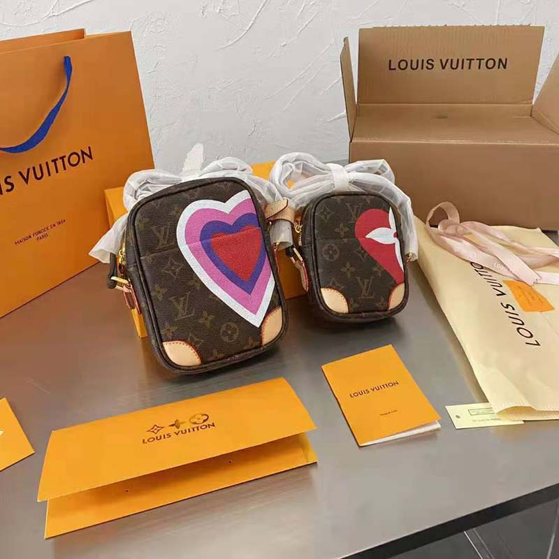 louis-vuitton-miniature-set-men-s-semashow