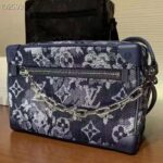 Louis Vuitton LV Unisex Mini Soft Trunk Monogram Tapestry Coated Canvas-Navy – Bild 2