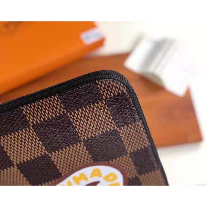 Louis Vuitton x NIGO Giant Damier Ebene Bear Laptop Pochette Jour GM