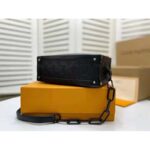 Louis Vuitton LV Unisex Soft Trunk Bag Black-On-Black Monogram-Embossed Taurillon Leather - Imagen 5