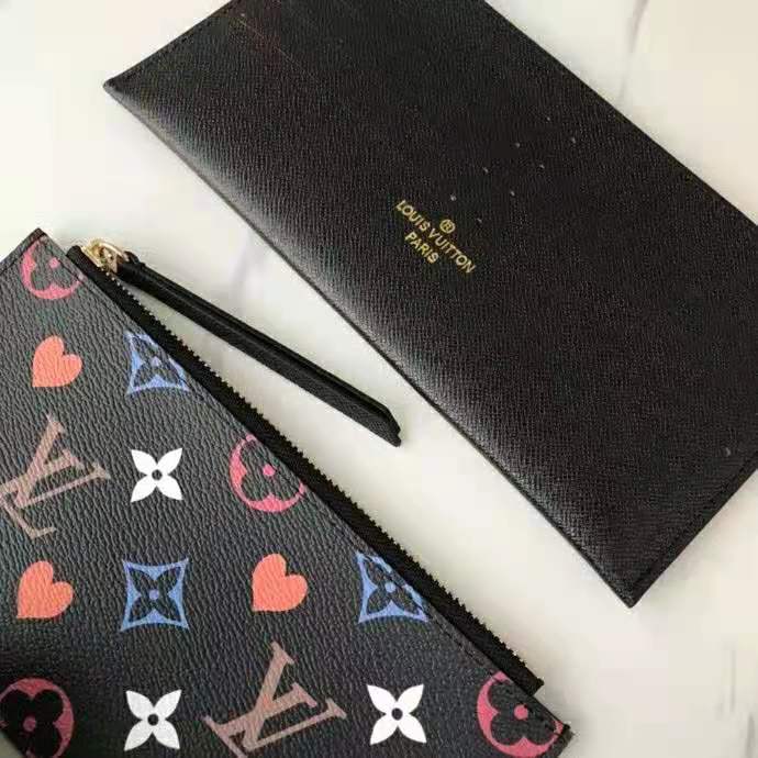 Louis Vuitton Game On Felicie Pochette Black Heart Monogram Chain Shoulder  Bag