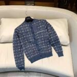 Louis Vuitton LV Women Monogram Shadow Jacquard Cardigan Regular Fit Grey - Imagen 5