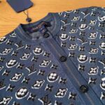 Louis Vuitton LV Women Monogram Shadow Jacquard Cardigan Regular Fit Grey - Imagen 15