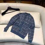 Louis Vuitton LV Women Monogram Shadow Jacquard Cardigan Regular Fit Grey - Imagen 3