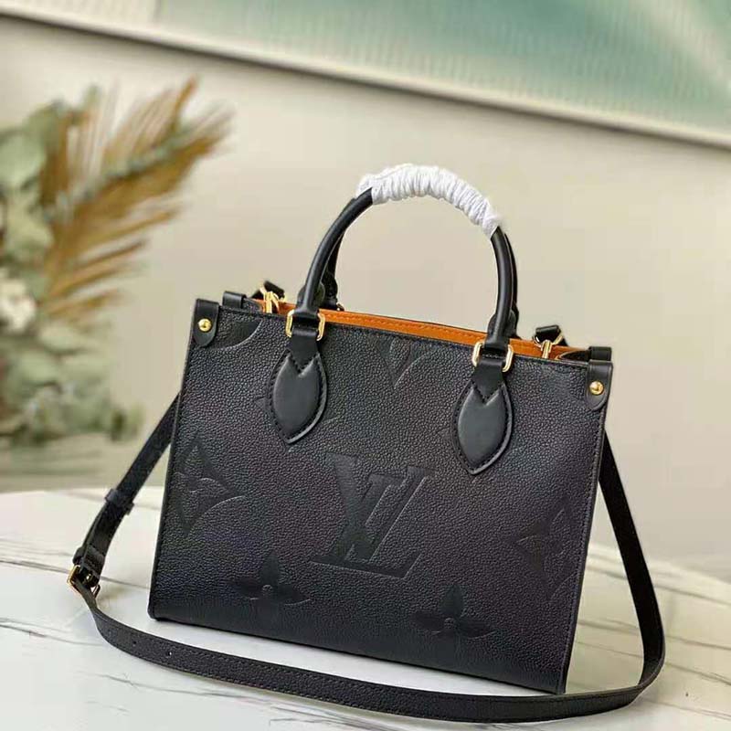 Onthego leather tote Louis Vuitton Black in Leather - 36266676