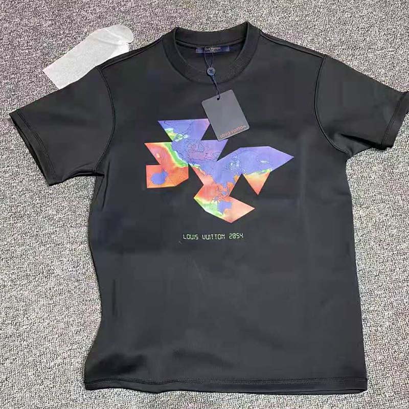 Louis Vuitton BNWT - LV 2054 multi coloured atlas print tee XXL