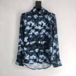 Louis Vuitton Women Camo Regular Silk Shirt LV Signature Blue Regular Fit - Imagen 2