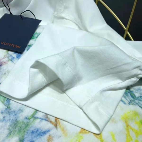 Louis Vuitton Men Front Printed Pastel Monogram T-Shirt Cotton White Regular Fit (14)
