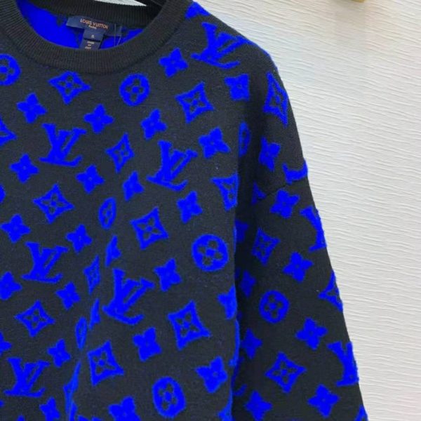 Louis Vuitton Men Full Monogram Jacquard Crew Neck Cotton Blue Regular Fit (4)