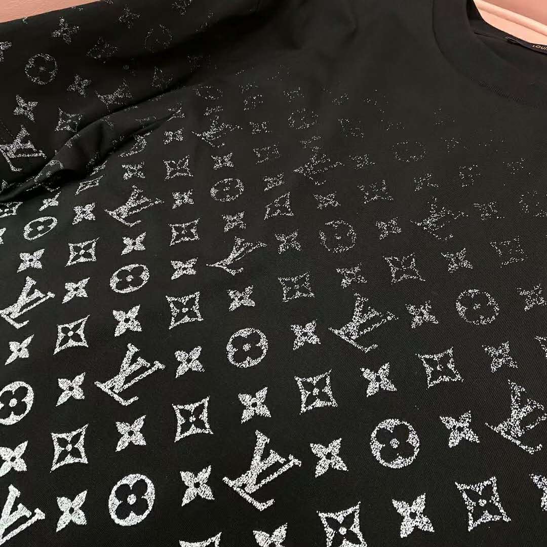 Louis Vuitton LV Monogram Gradient T-Shirt Black White – AO XCLUSIVE