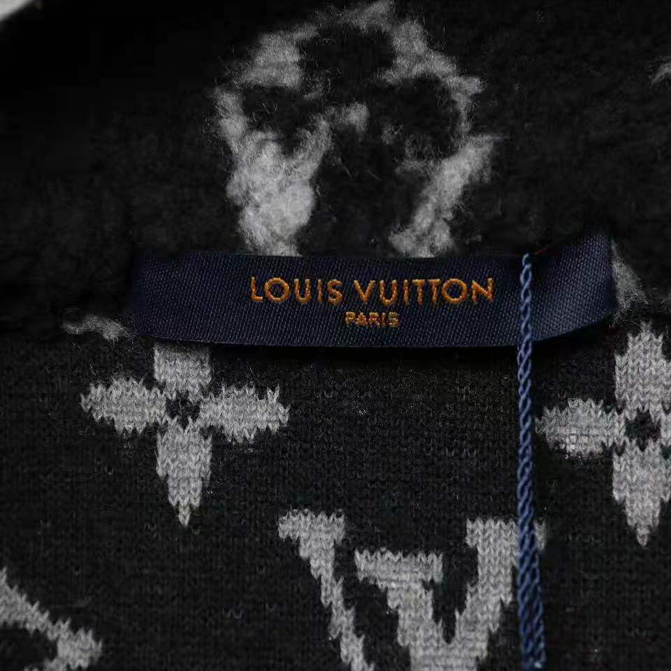 kokoshungsan.net on X: #BNWT #Louis #Vuitton #MONOGRAM #JACQUARD #FLEECE  ZIP-THROUGH #JACKET #BLACK #SIZE XS    / X