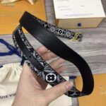 Louis Vuitton Unisex Since 1854 LV Iconic 30mm Belt Monogram Flowers 3 cm Width – Bild 9