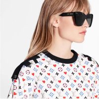 Louis Vuitton Women Game On Contrast Back Cotton T-Shirt Monogram Loop Details-White