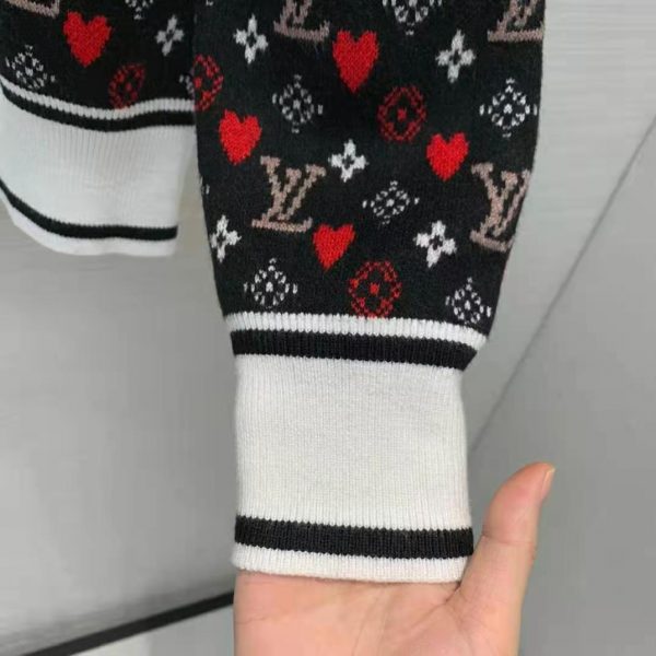 Louis Vuitton Women Game On Striped Hem Jacquard Knit Long-Sleeved Pullover Regular Fit (10)