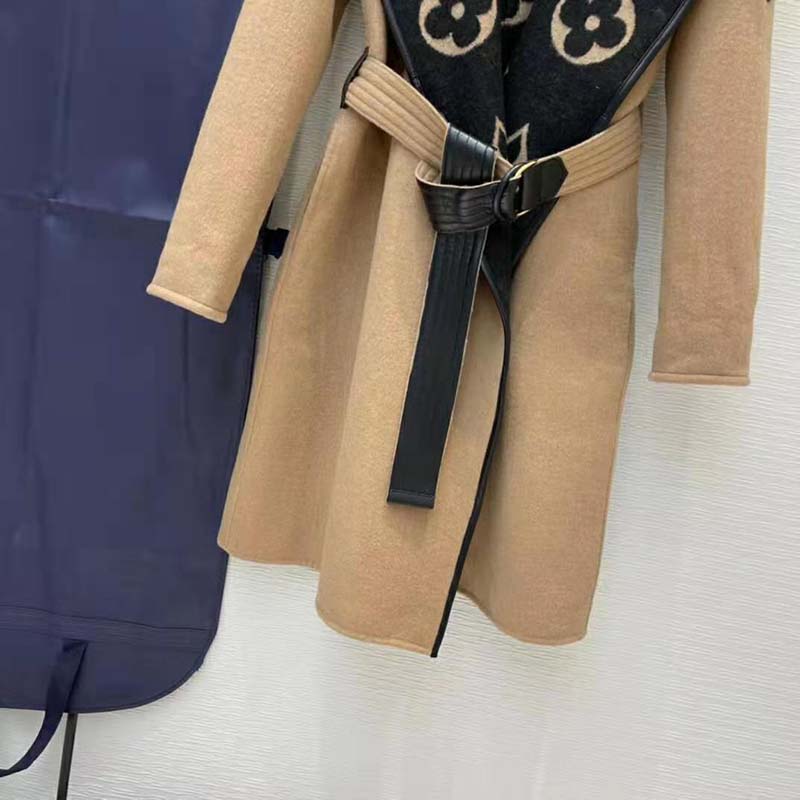 Louis Vuitton Giant Monogram Hooded Wrap Coat Beige Wool ref