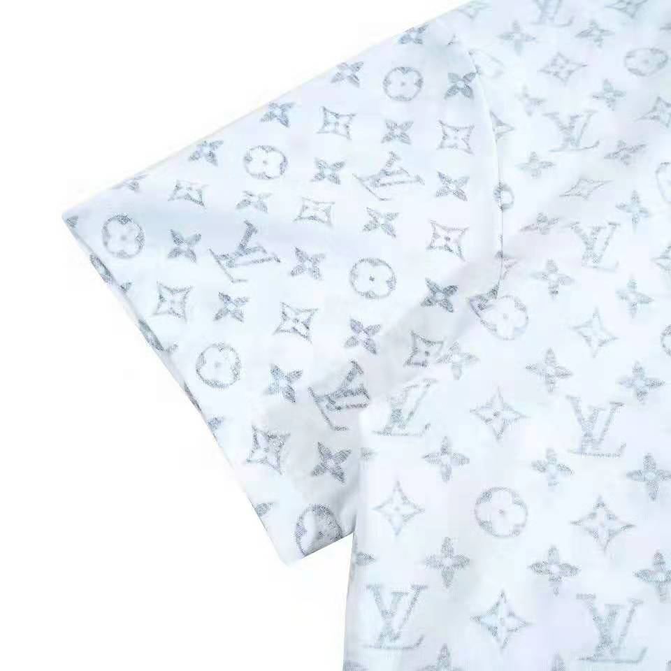 Louis Vuitton Monogram Chain Plain Cotton Short Sleeves Logo T-Shirts (TEE- SHIRT IMPRIME LV ESCALE, 1A8QDK 1A8QDL 1A8QDM, 1A8QDG 1A8QDH 1A8QDI 1A8QDJ)